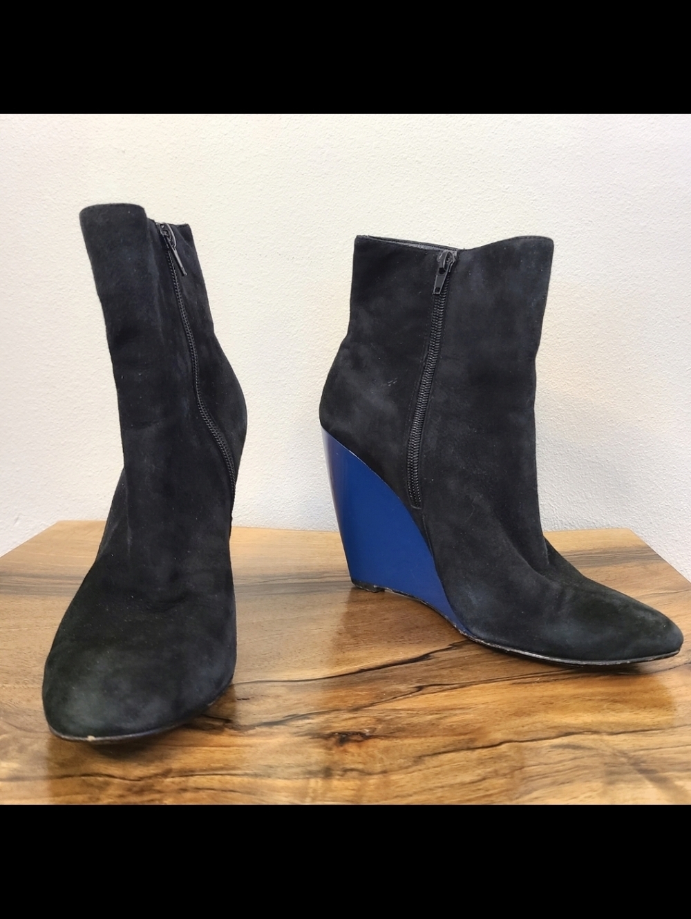 Pour la Victoire Ravel Suede Black & Blue Wedge Booties
